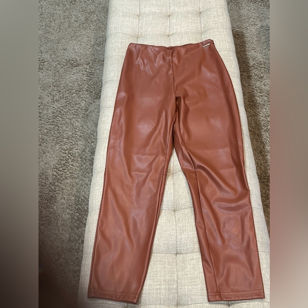 Vegan Leather High-Waisted Legging by Fabletics in Camel - Size L - NWOT - Picture 5 of 11